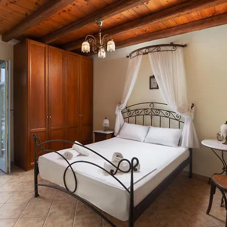 Apartment Eirini *